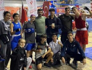 Manavgatlı sporcular boks kupasından madalyalarla döndü