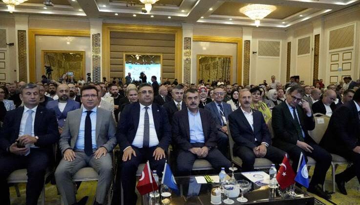 Bakan Tekin: “Özel eğitim ve rehabilitasyon sürecine 13 milyarlık destek”