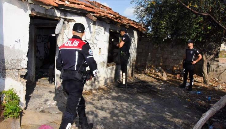 Antalya’da aranan 54 şahıs yakalandı