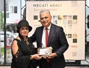 Sanat İnsanları sergisiyle başladı