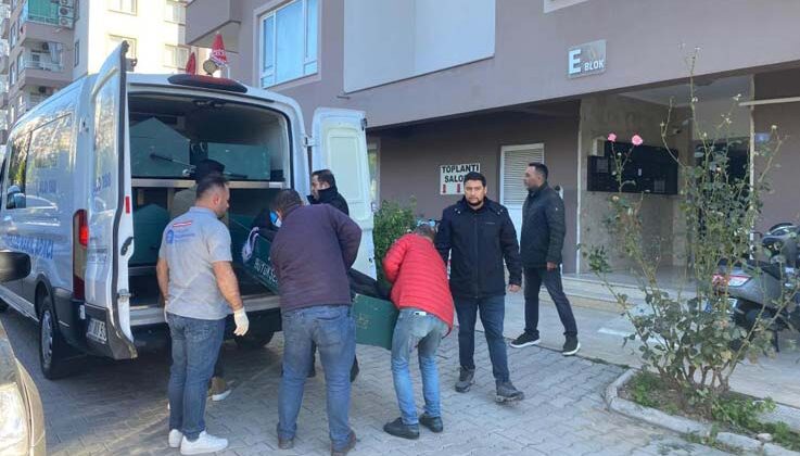 Gece eğlendiği arkadaşının sabah cansız bedeniyle karşılaştı