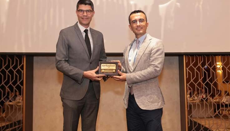 “400 kadının 267’si, yani yarıdan fazlası en az 10 göstergede yoksunluk yaşıyor”