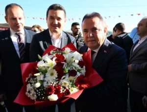 Kumluca Toptancı Halleri sezon açılışı gerçekleşti