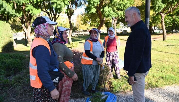 Manavgat Belediyesi’nin ilçeyi yeşillendiren kadınları