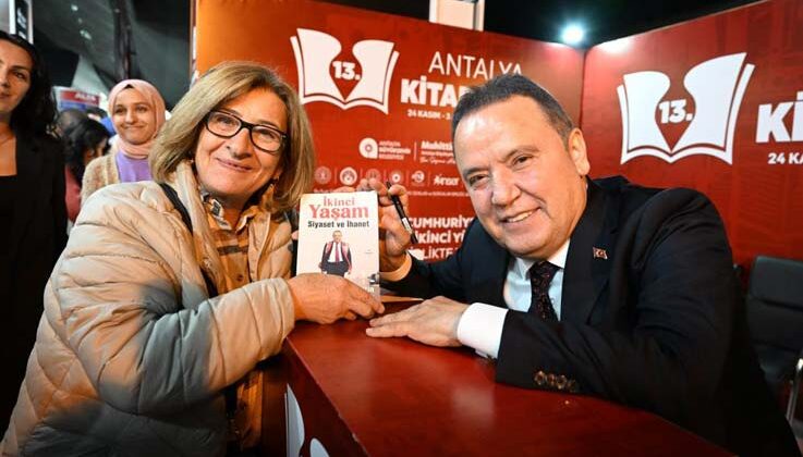 Antalya Kitap Fuarında ilk gün heyecanı
