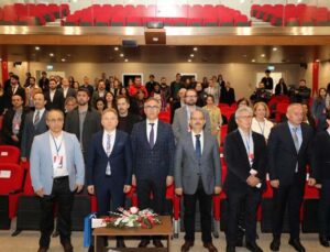 Akdeniz Üniversitesi’nde Uluslararası Antalya Bilim Forumu başladı