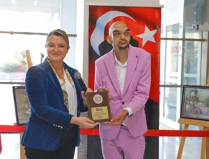 Büyükşehir’de Dünya Engelliler Günü’ne özel sergi