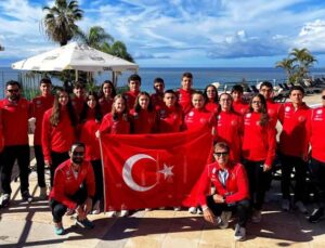 Antalyaspor’un milli yüzücüleri dünya sahnesinde