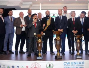 CW Enerji Yağlı Güreş Ligi Ödül Töreni gerçekleştirildi