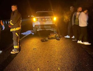 Yolun karşısına geçerken otomobilin çarptığı anne ve oğlu hayatını kaybetti