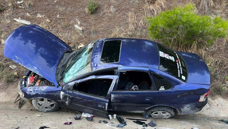 Kontrolden çıkan otomobil şarampole devrildi: 3 yaralı