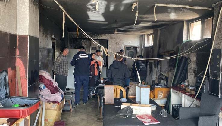 Yangında kullanılamaz hale gelen mobilya atölyesinde kundaklama şüphesi
