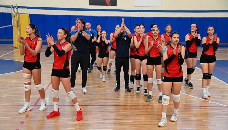 Manavgat’ın sultanları zirveye yerleşti
