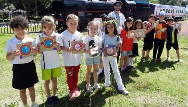 Antalya Bilim Merkezinde öğrencilerin heyecanlı gökyüzü serüveni