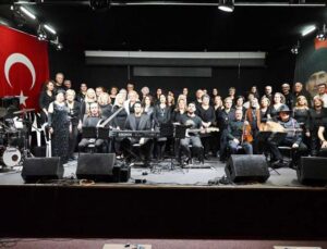 Barış Manço Kemer’de şarkılarıyla anıldı