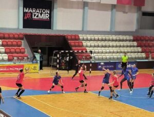 Konyaaltı’nın Mavi Kelebekleri’nden “10 numara” galibiyet