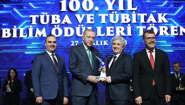 Prof. Dr. Ömer Özkan’a TÜBİTAK Hizmet Ödülü