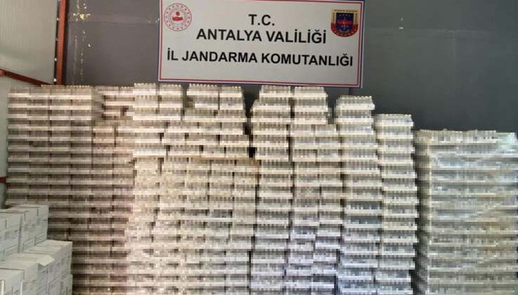 Antalya’da yılbaşı öncesi 2 bin 523 litre kaçak içki ele geçirildi
