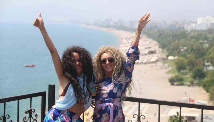 Turizmde rekorların kırıldığı Antalya’ya o ülkeler 1’er kişi gönderdi