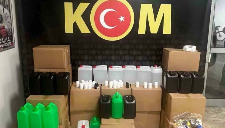 Antalya’da 180 bin şişe sahte alkol yakalandı