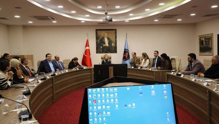 Akdeniz Üniversitesi’nde 50 bin öğrenci iş dünyasıyla buluşacak