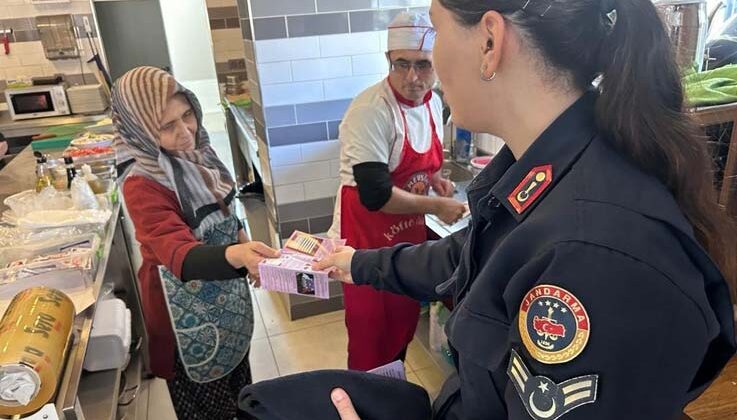 Jandarmadan kadın esnafa KADES bilgilendirmesi