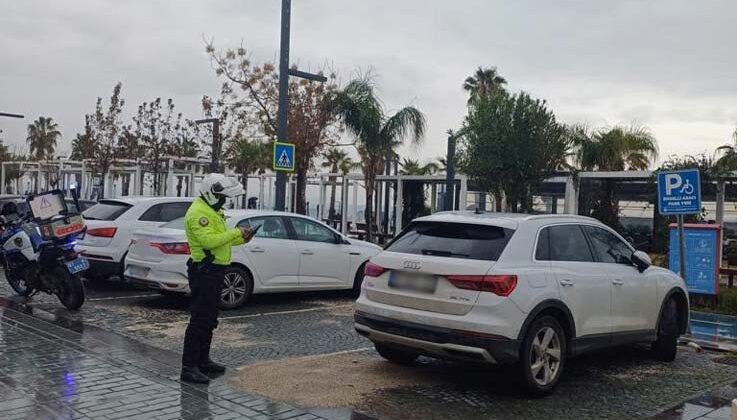 Antalya’da engelli park yerlerine park eden 625 sürücüye ceza
