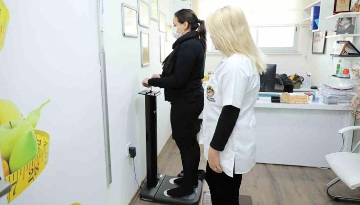 Alanya Belediyesi’den 1 yılda 2 bin 300 kişiye ücretsiz diyetisyen hizmeti