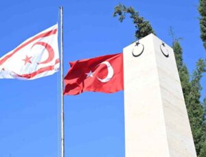 Kıbrıs Türkü’nün milli kahramanları Antalya’da anıldı