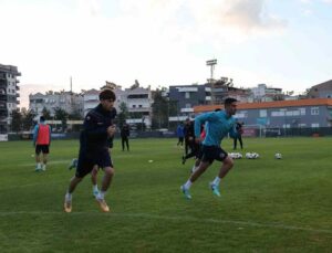 Alanyaspor, kupa maçı hazırlıklarına başladı