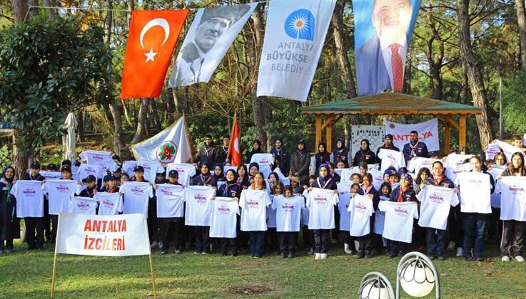 İzciler Gençlik Kampı’nda buluştu