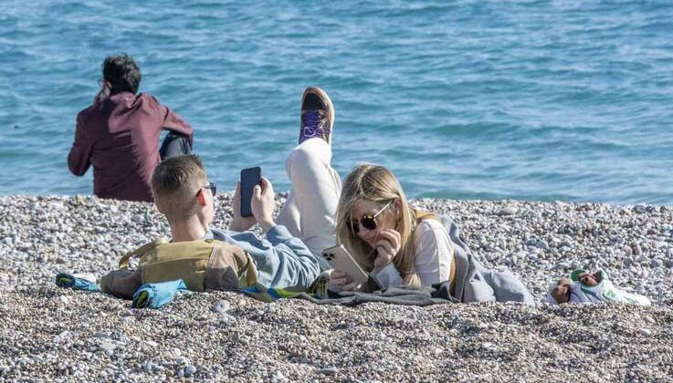 Antalya’dan kış ortasında kıskandıran görüntüler