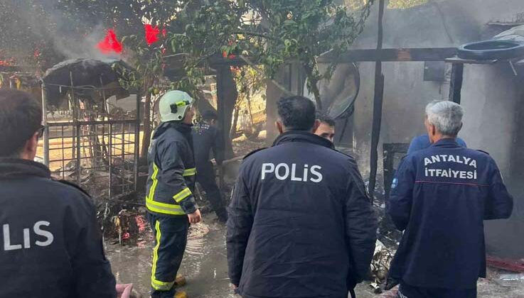 Müstakil evde çıkan yangın itfaiye ekipleri tarafından söndürüldü