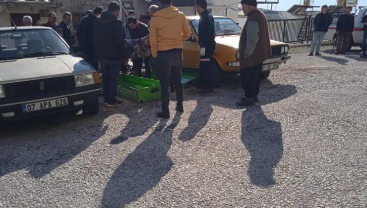Yaşlı adam yatağında ölü bulundu