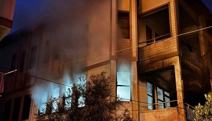 Alevlere teslim olan ev kullanılamaz hale geldi