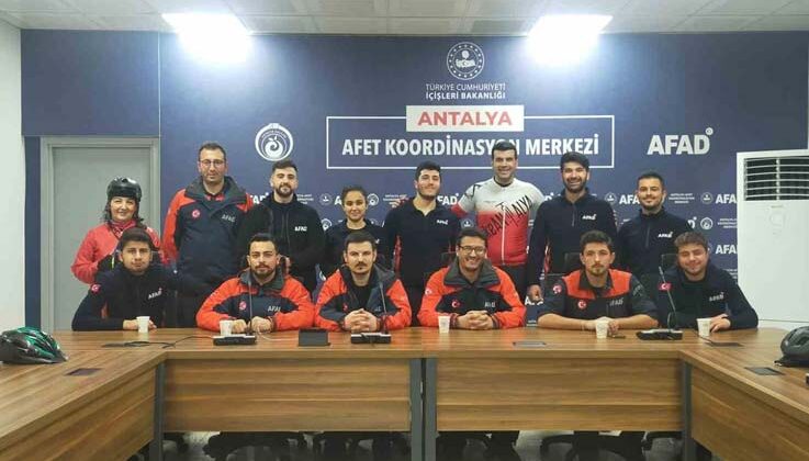 Antalya’dan depremzede çocuklar için oyuncak