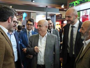 Yıldız Holding şirketlerinin fuardaki stantlarına yoğun ilgi