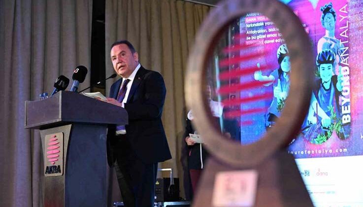 Başkan Böcek: “Antalya önemli bir spor şehri”