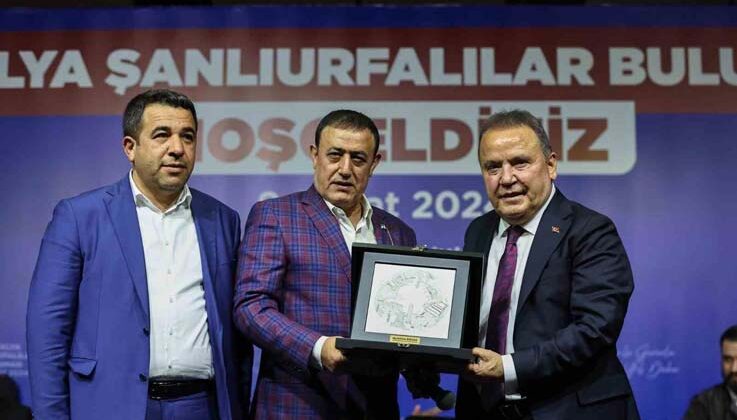 Başkan Böcek: “5 yıl boyunca hiç kimseyi ötekileştirmeden hizmet ettik”