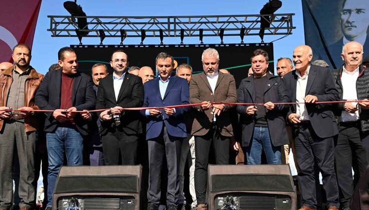 Manavgat Belediyesi Fen İşleri Şantiyesi’ni Lara konseriyle açtı