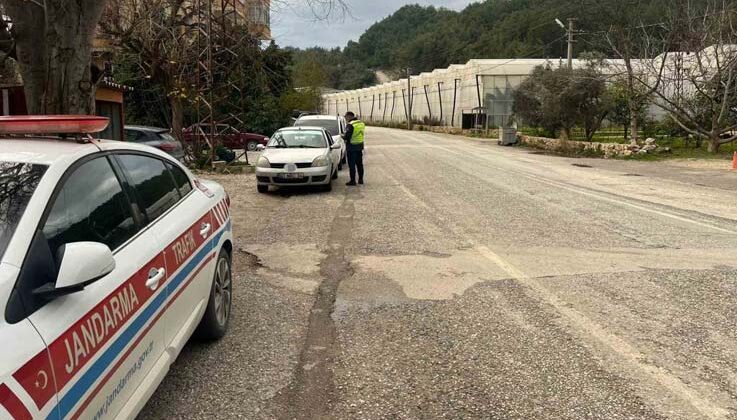 Alanya’da 169 araç ve sürücüsüne 350 bin 360 lira para cezası