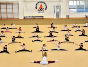 İlkbahar dönemi spor okulları başladı