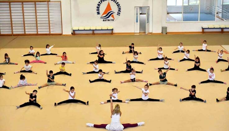İlkbahar dönemi spor okulları başladı