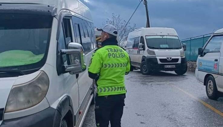 Motosikletli sürücüde uyuşturucu ele geçirildi