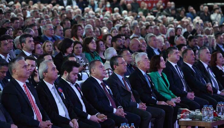 Başkan Böcek hizmette 5. yılını anlattı, yeni dönemdeki 132 projesini tanıttı