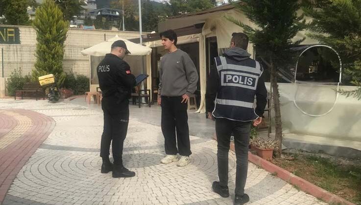 Alanya’da okul servis araçları ve okul çevrelerine denetim