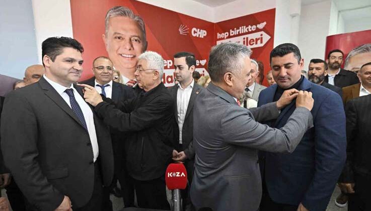 Muratpaşa’da 150 İYİ Parti üyesi törenle CHP’ye katıldı