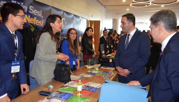 Güney Kariyer Fuarında Antalya Adliyesi standı büyük ilgi gördü
