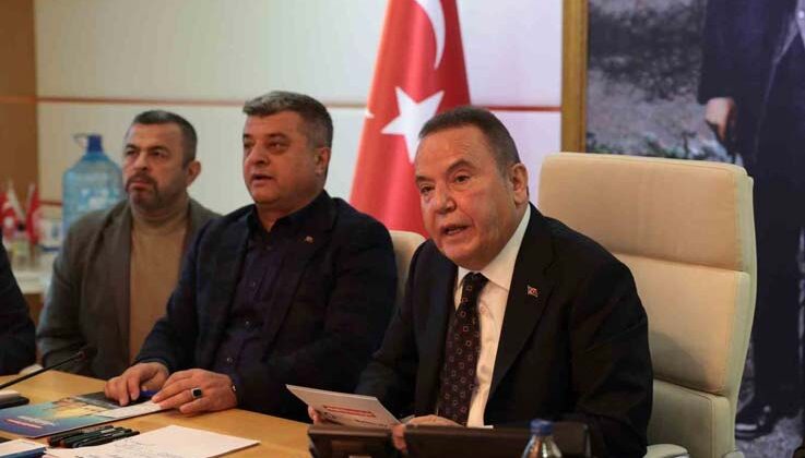 Başkan Böcek’ten taksi esnafına müjde