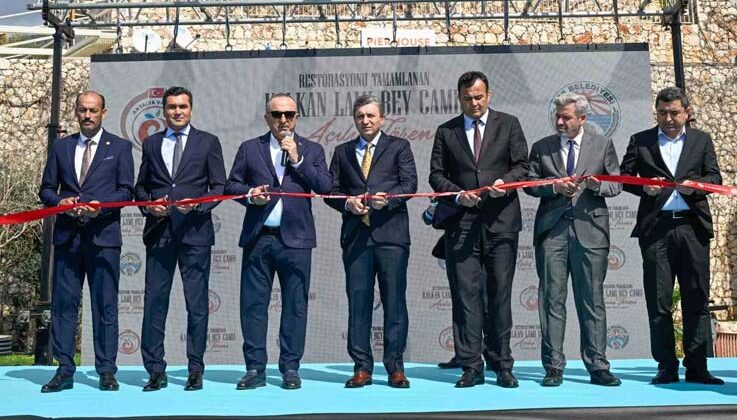 Restorasyonu tamamlanan tarihi Lami Bey Camisi açıldı